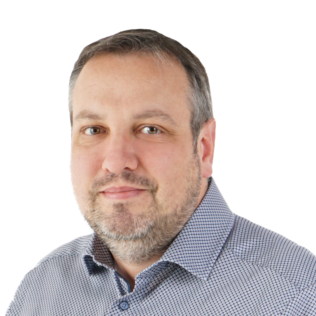 Portrait eines hali Vertriebsmitarbeiters vor weißem Hintergrund.