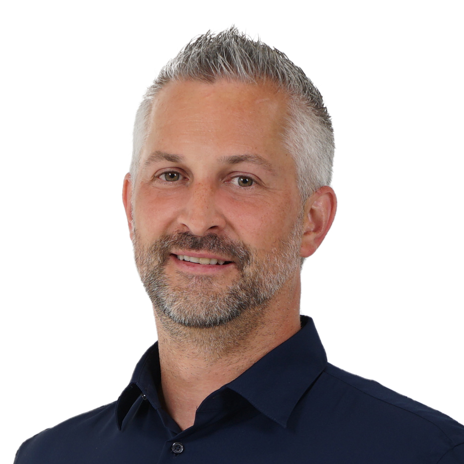Portrait eines hali Vertriebsmitarbeiters vor weißem Hintergrund.