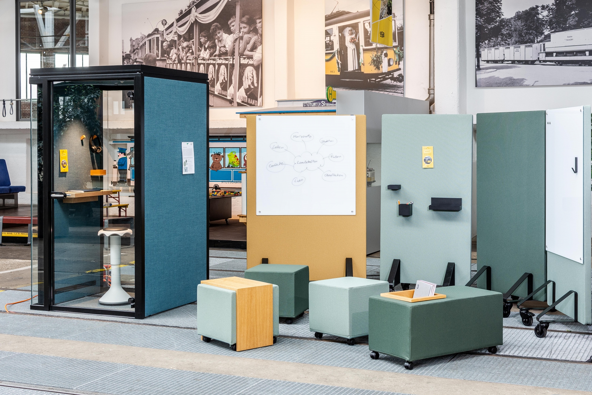 OS Agility Wall Frame - fahrbares Akustikelement für agiles Arbeiten und ungebundene creative Arbeiten